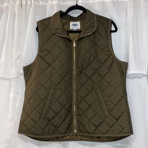 Old navy vest